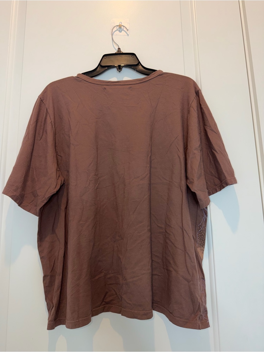 Blue Fish Brown Tee with Pastel Purple and Light Blue Skull Motif - Picture 2 of 8